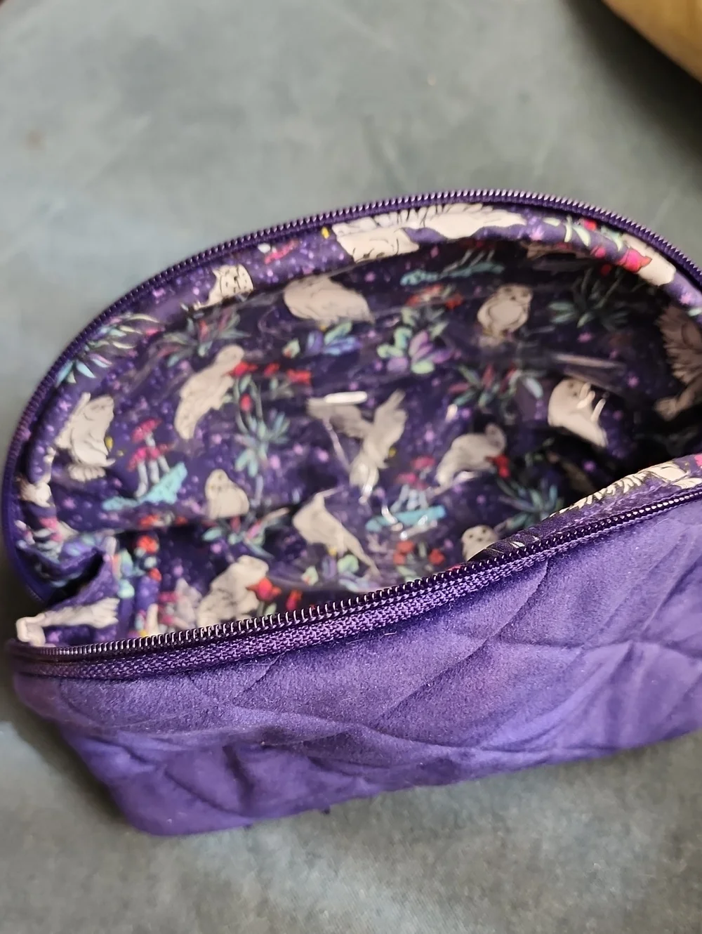 Vera Bradley Harry Potter Clamshell Cosmetic Case. Unused Condition.
